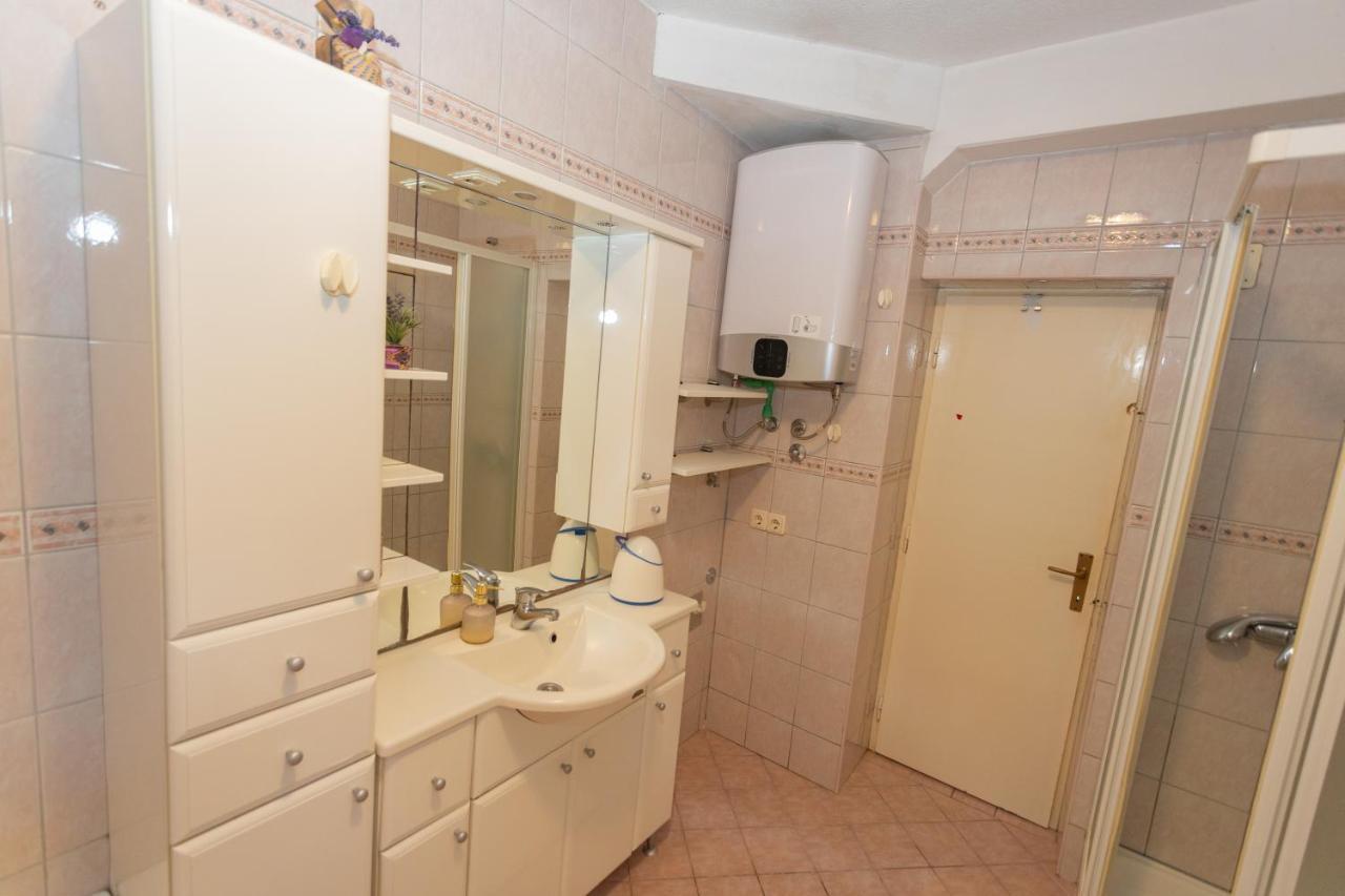 Apartment A&A Макарска Екстериор снимка